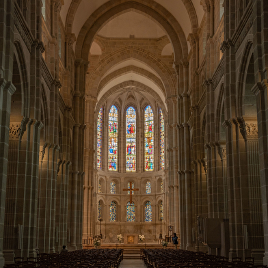 Cathédrale Saint-Lazare