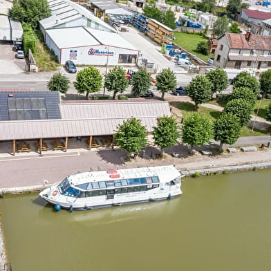 Port de Plaisance - Pouilly-en-Auxois