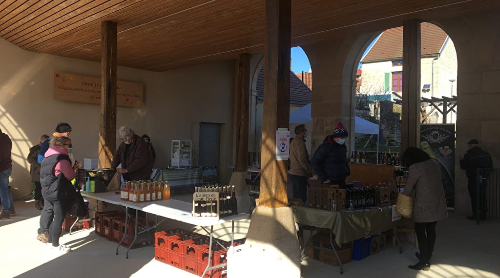 Marché des producteurs et artisans locaux