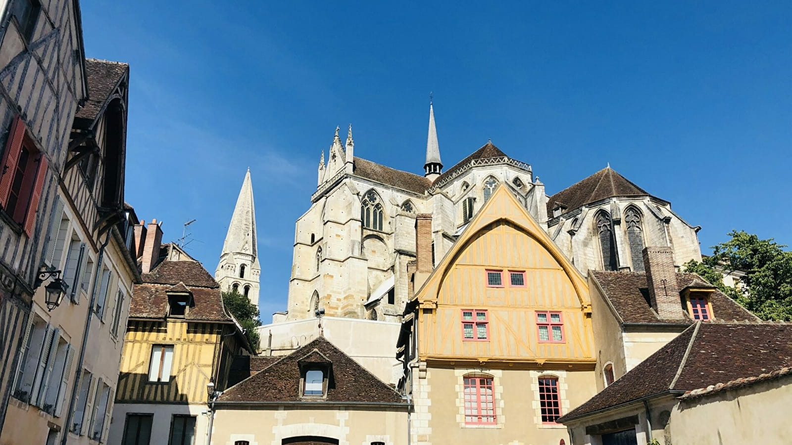 En Bourgogne le long du Canal du Nivernais