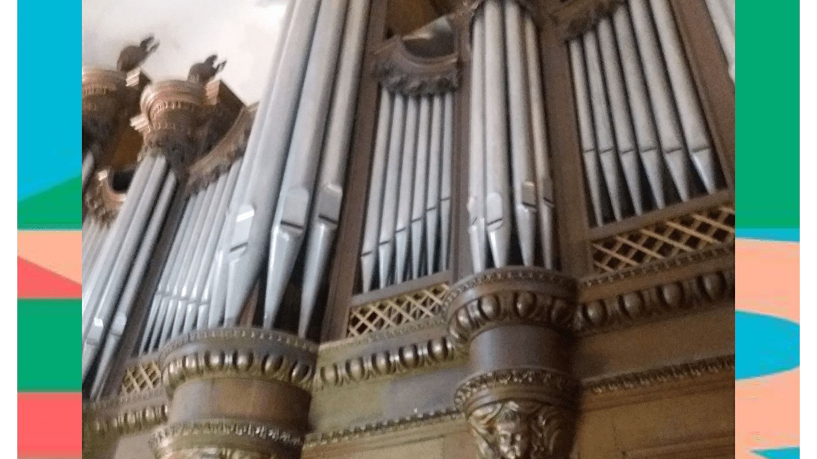 Journées Européennes du Patrimoine : montée à la tribune de l'orgue de l'église Saint-Martin.