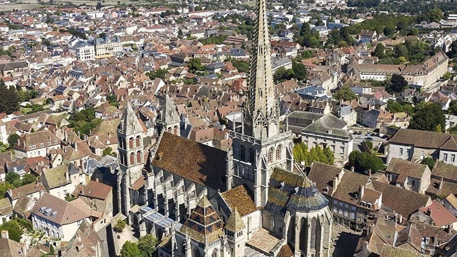 Cathédrale Saint-Lazare