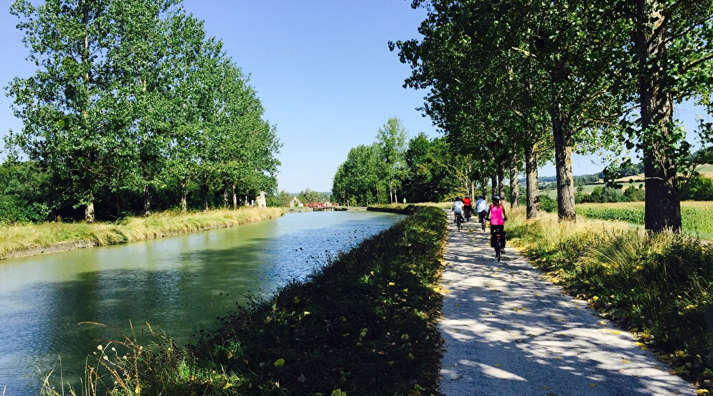 Journée à vélo - Le long du canal de Bourgogne Du 1 janv au 31 déc 2024