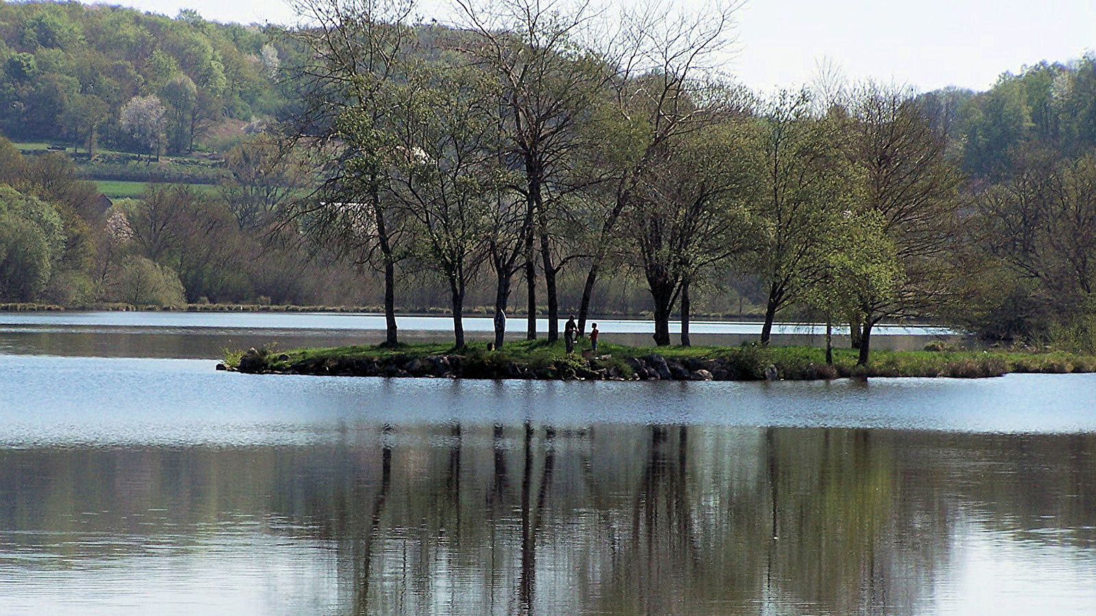 Tour du lac de Chamboux