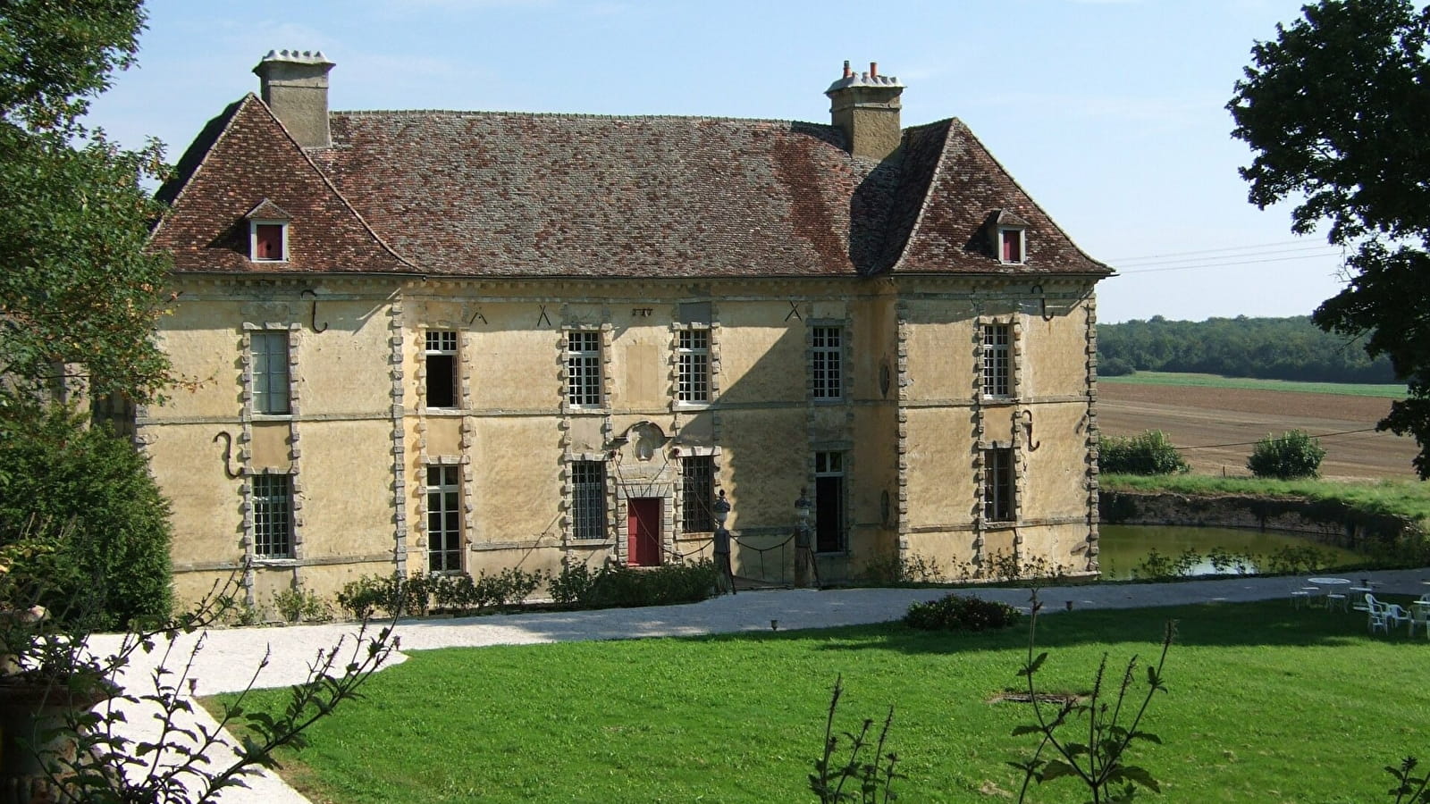 Château d'Entre-Deux-Monts