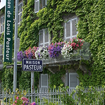 Maison & Laboratoire de Louis Pasteur - ARBOIS