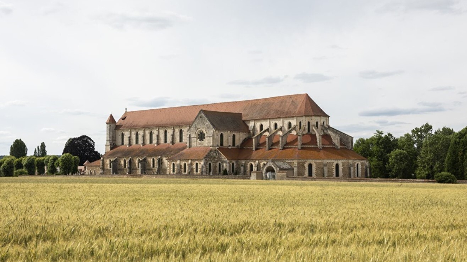 Expérience nocturne au coeur de l'Abbaye de Pontigny