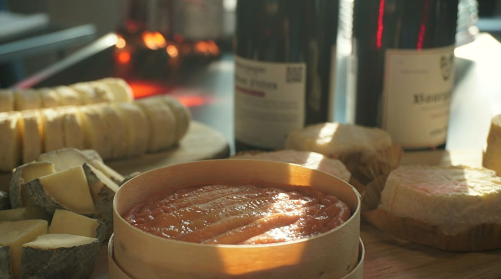 Dégustation de fromages régionaux chez un vigneron Châtillonnais