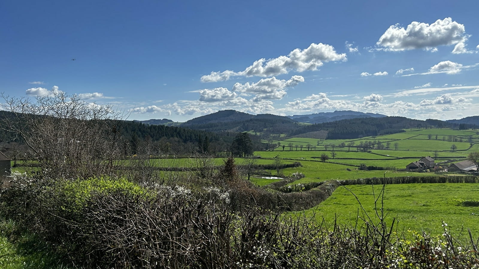 Balade Verte - Le tour des collines (B3)