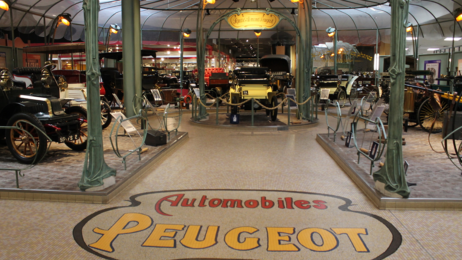 Visite Route des Savoir-faire : Musée de l'Aventure Peugeot