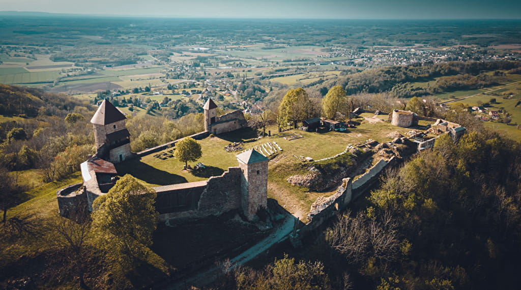 Visites guidées / portes ouvertes au château de... Du 22 juin au 18 sept 2024