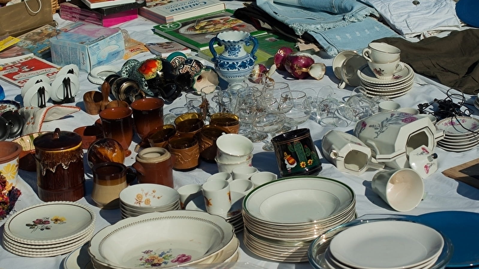 Brocante mensuelle