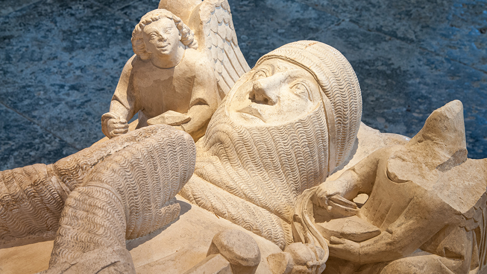 Les Gisants à l'Eglise d'Anost