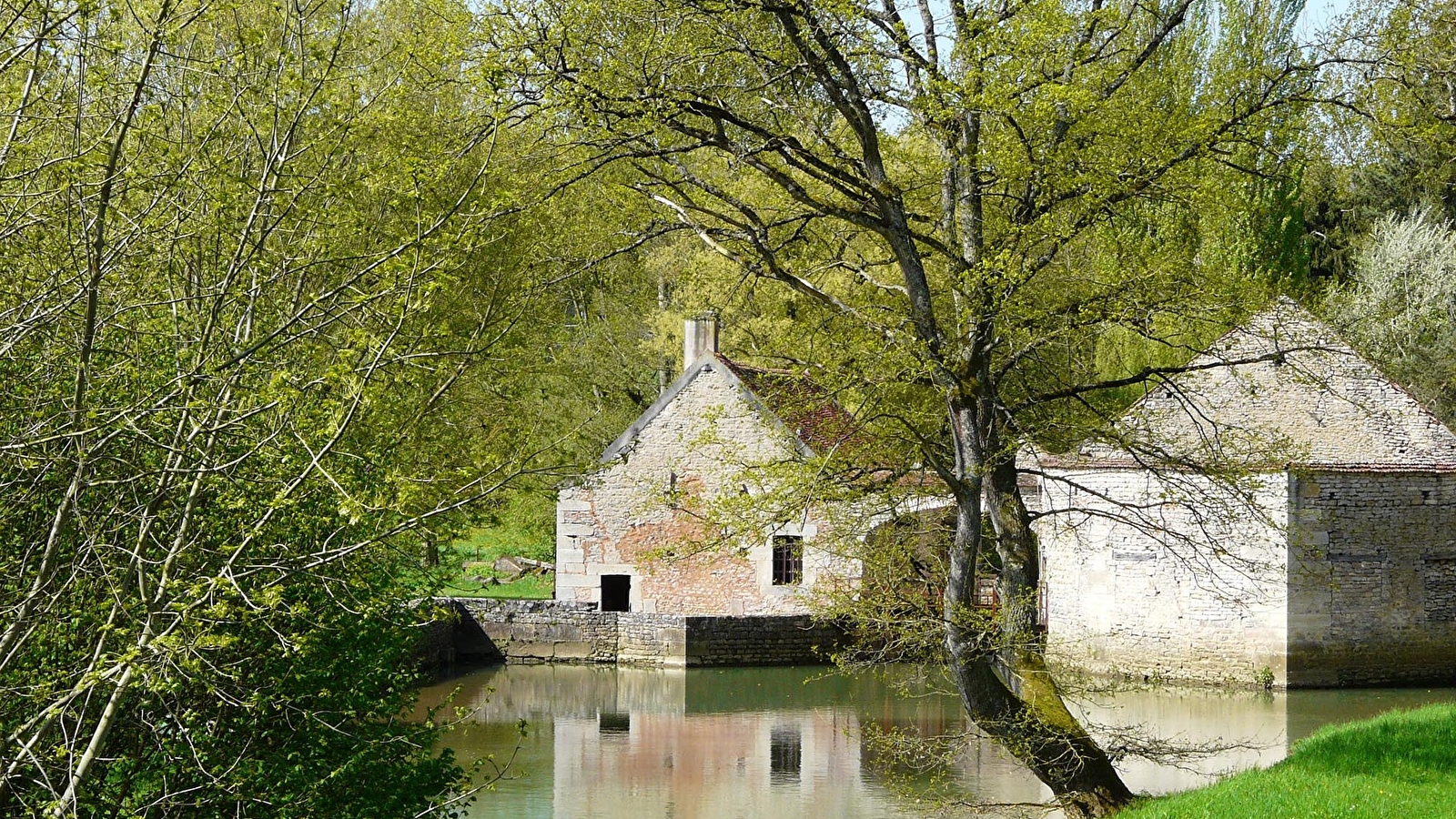 Entre canal et Armançon