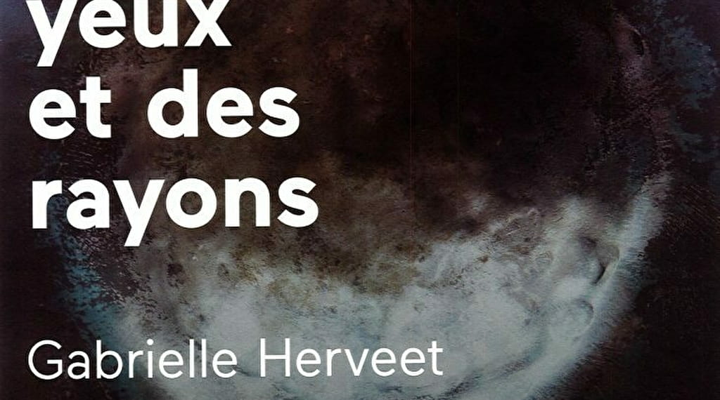 exposition de Gabrielle HERVEET au musée de Varzy "des yeux et des rayons"