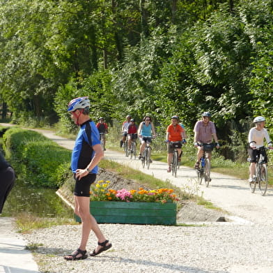 En Bourgogne le long du Canal du Nivernais