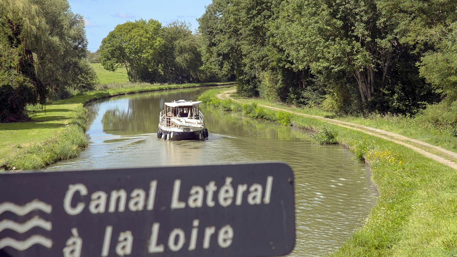 Le Canal Latéral à la Loire