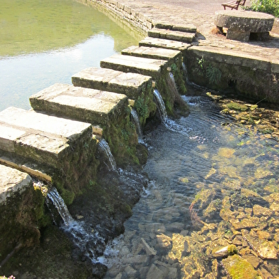 Fondremand, au bord de la source romaine