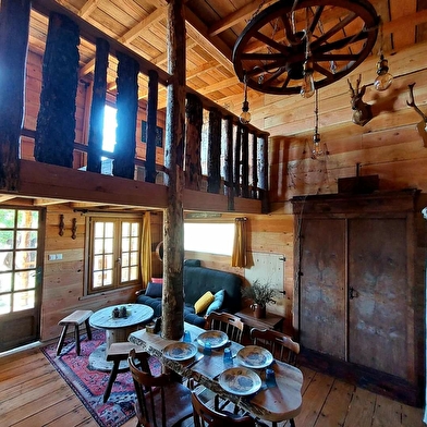 Cabane - Gîte Morvan Luzy