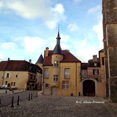 Avallon, cité méconnue aux portes du Morvan