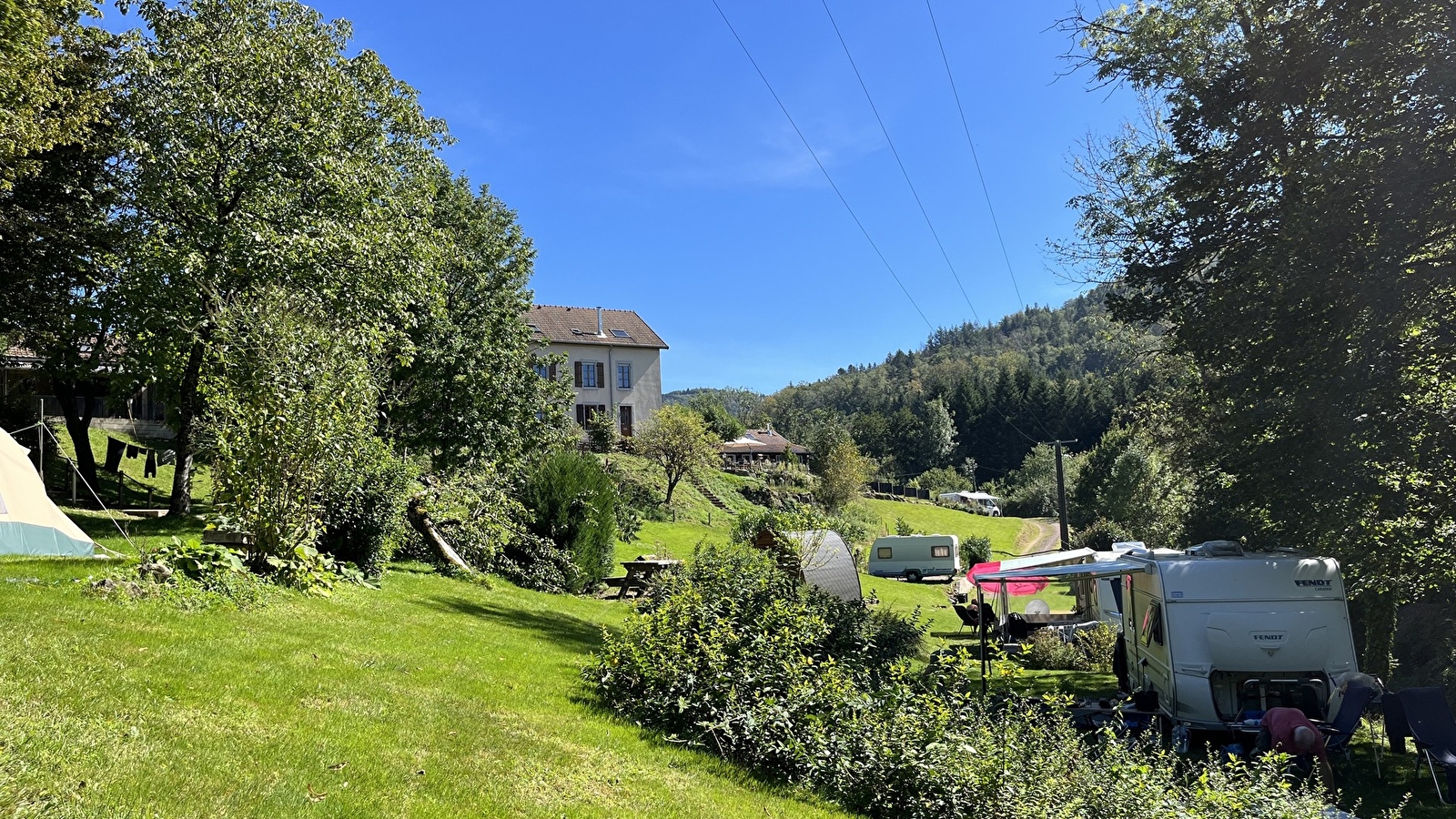 Gîtes et mini-camping Le Creux