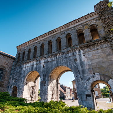 VISITE DES MONUMENTS GALLO-ROMAINS AVEC UN GUIDE-CONFÉRENCIER