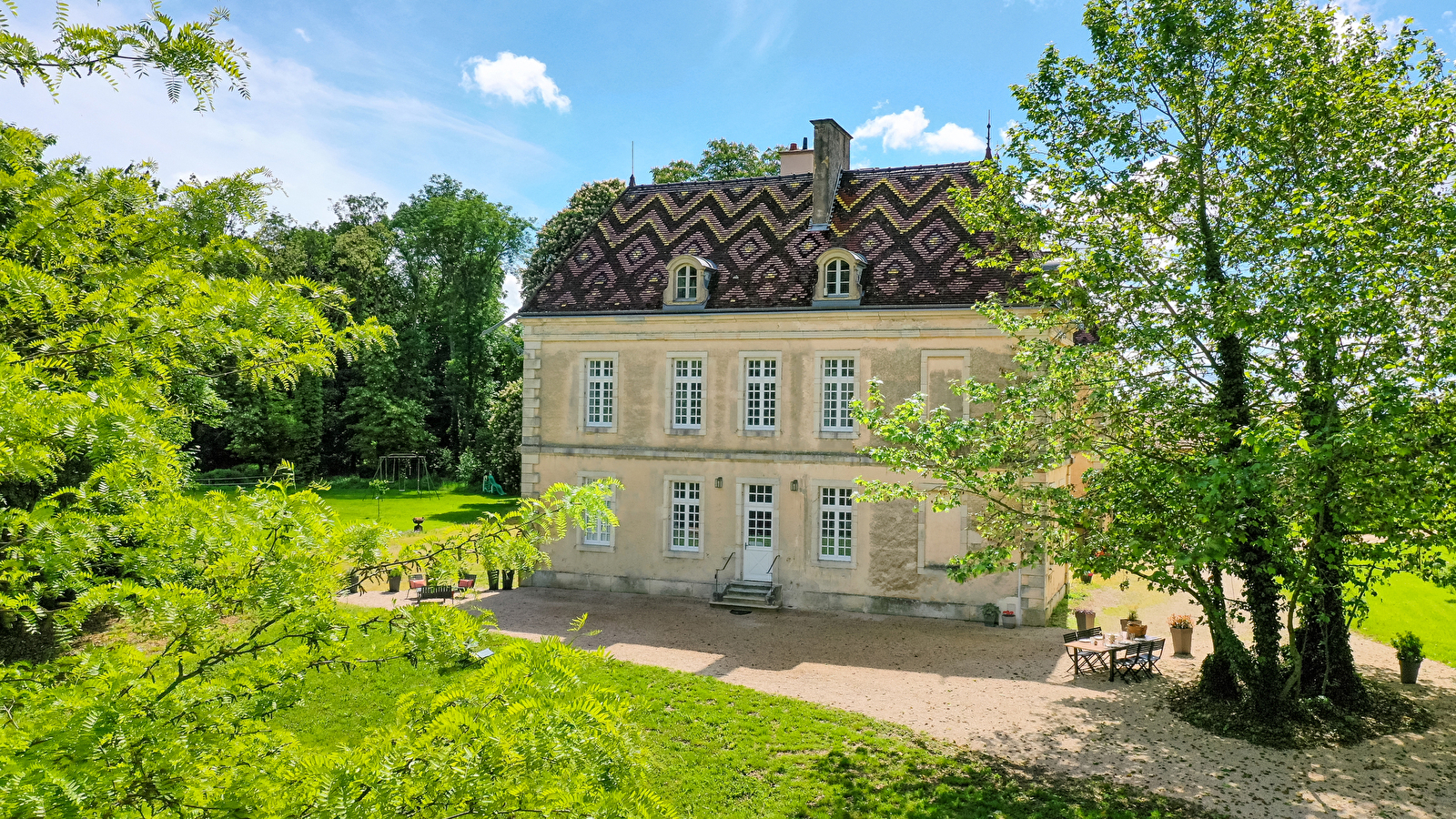 Le château de Bretenière