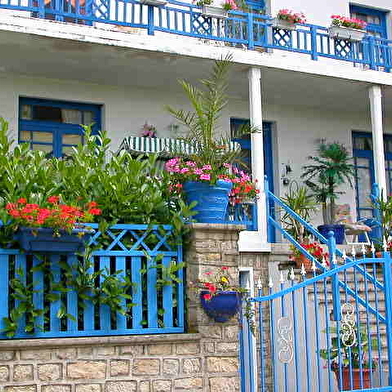 La Maison Bleue