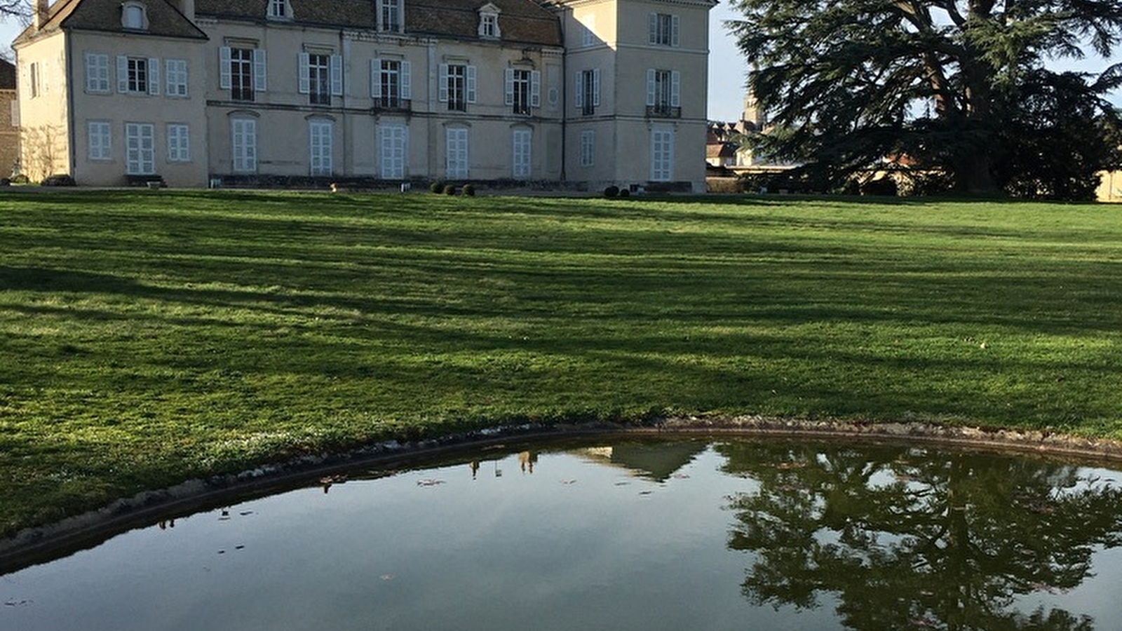 Wine and Tours, oenotourisme : Les Châteaux des Côtes viticoles de Nuits & Beaune