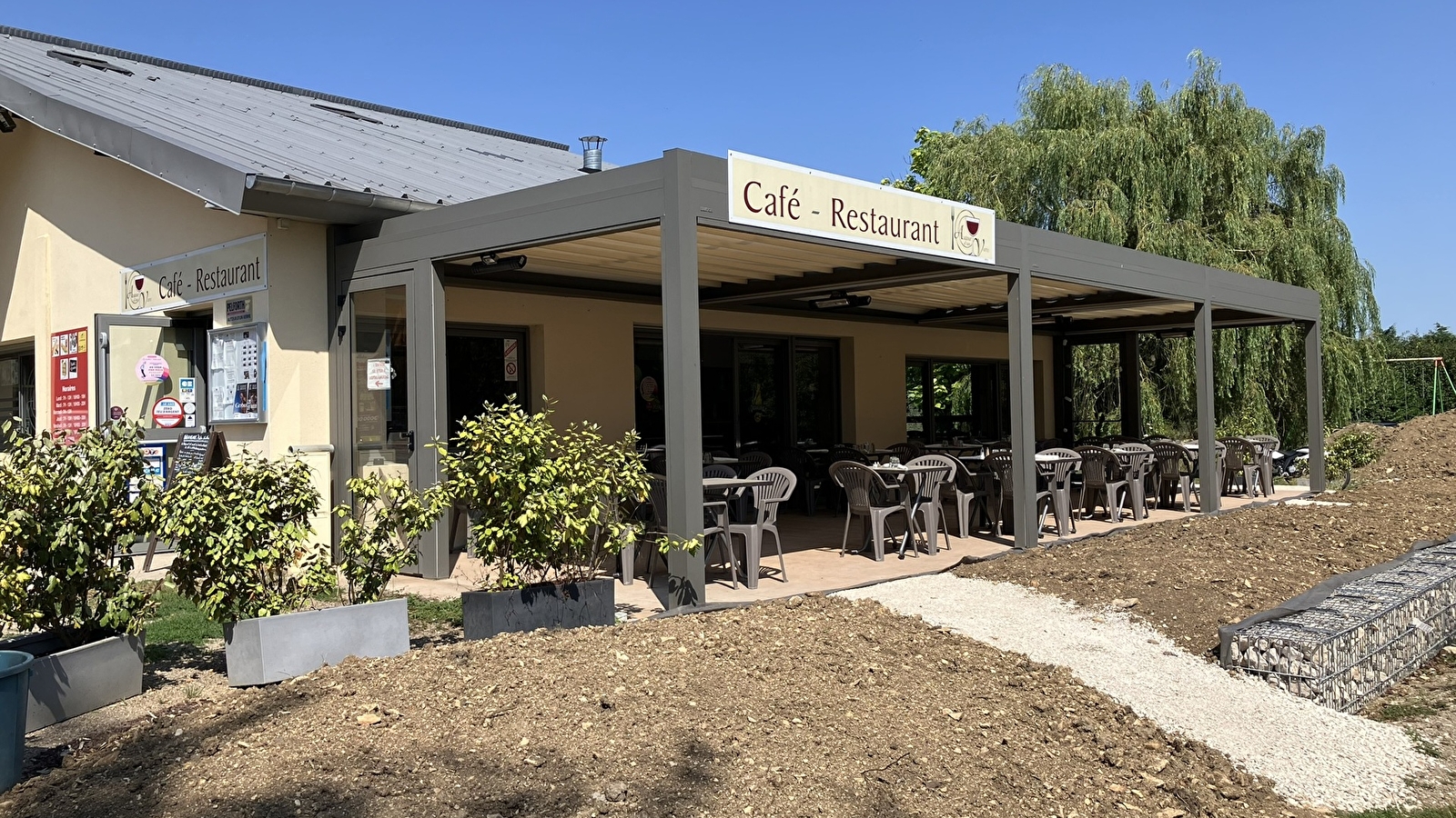 Café-Restaurant 'Autour d’un Verre'