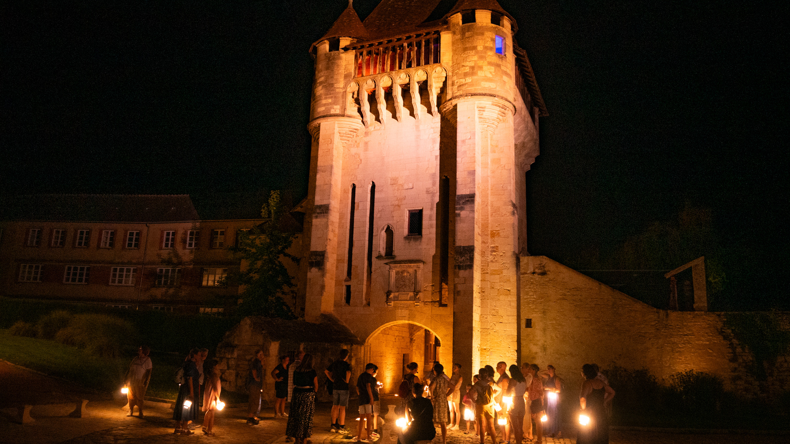 Balade aux lanternes : le quartier historique de Nevers