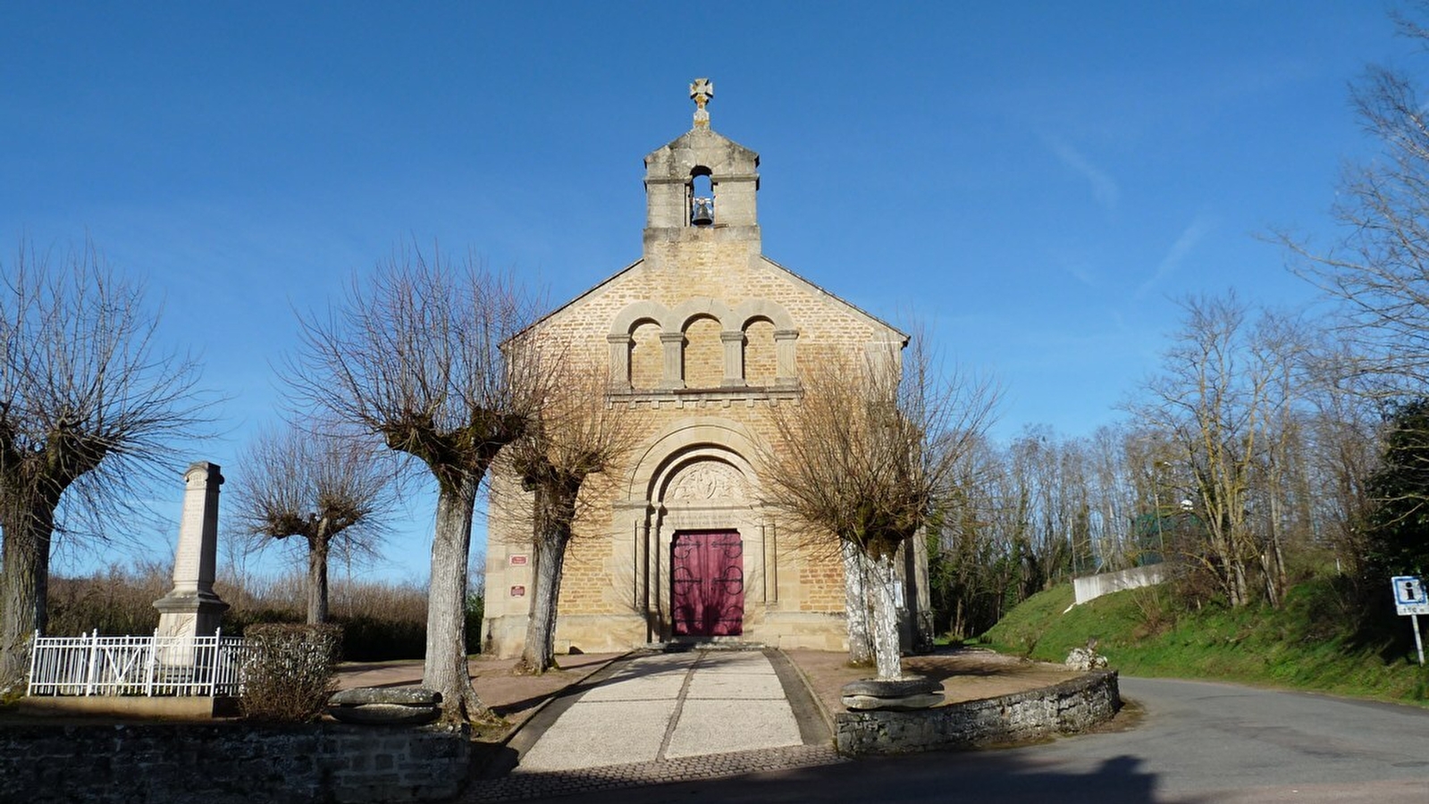 Eglise de Saint-Maurice-lès-Couches